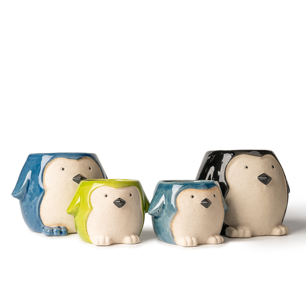 Sealbhóirí Coinnle Ceirmeacha Cruth Penguin: Solas agus Scáth-Ealaín Adorable agus Cosy