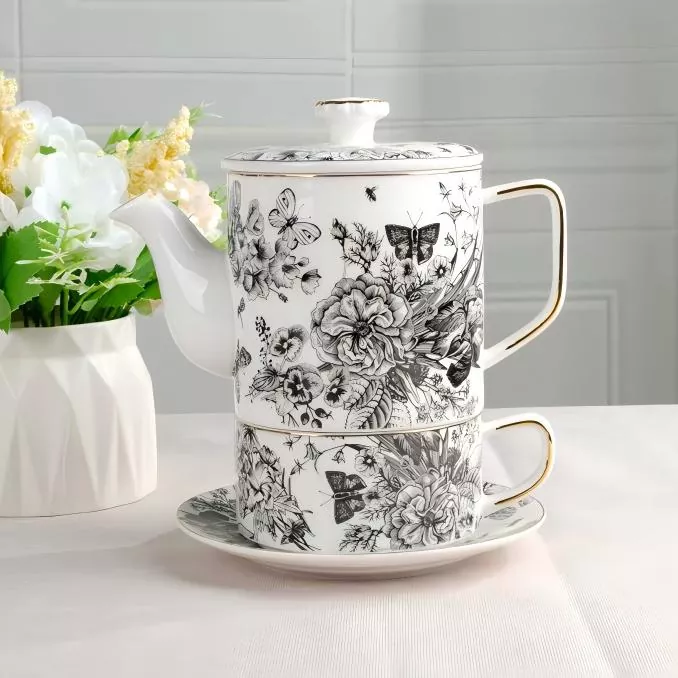 Enchanted Porcelain Cup Set With Teapot